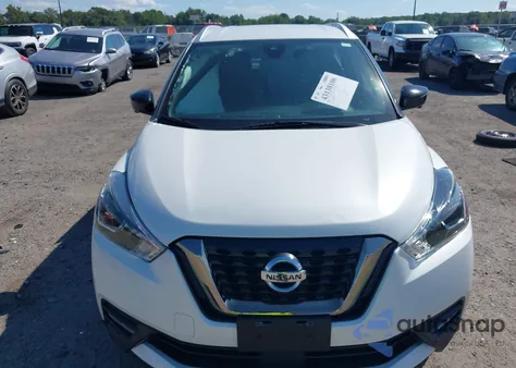 2020 Nissan Kicks Sr Xtronic Cvt из США, поврежденный, VIN 3N1CP5DV7LL533937